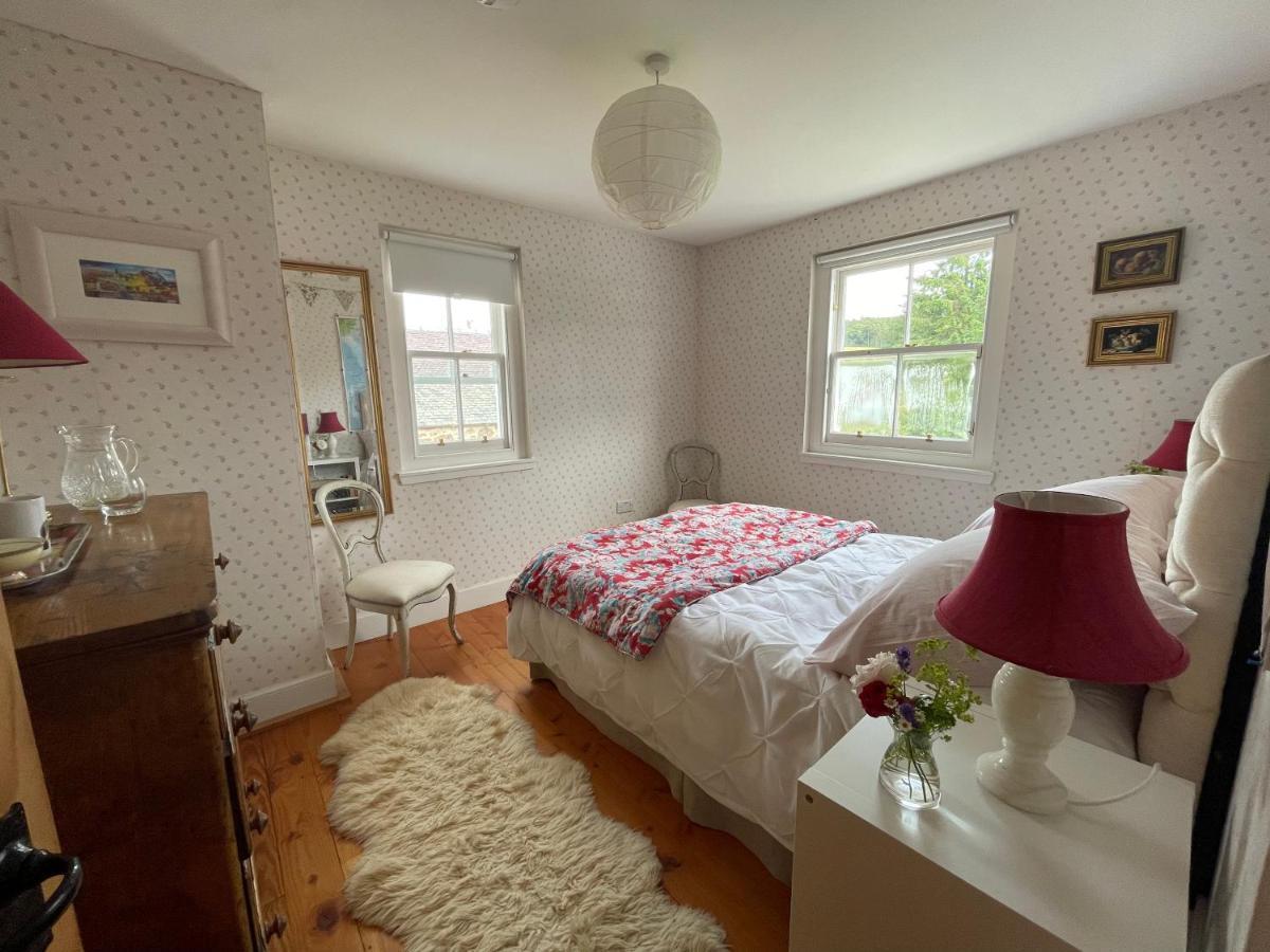 Ladyurd Farmhouse West Linton Esterno foto